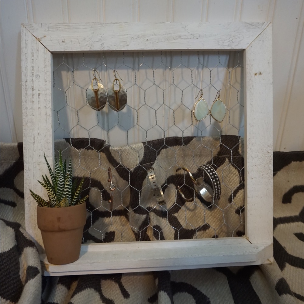 Distressed Jewelry Display
